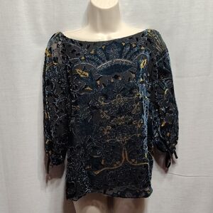 Dalia Elegant Black and Blue Patterned Top